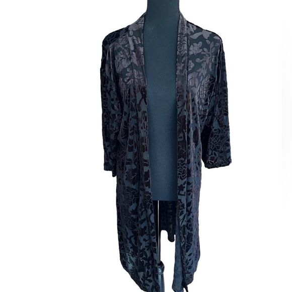 𝅺ModCloth open front black floral velvet burnout duster, size S/M - Picture 1 of 7